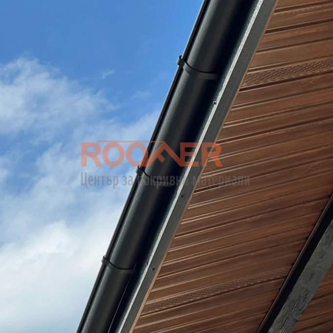 Софити за стрехи – завършеност, защита и стил