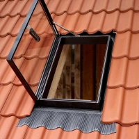 Изходи за покрив VELUX GVT и GVK за неотопляем таван