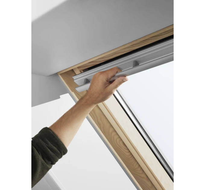 Покривен прозорец VELUX на централна ос  GZL 1051/GZL 1051B